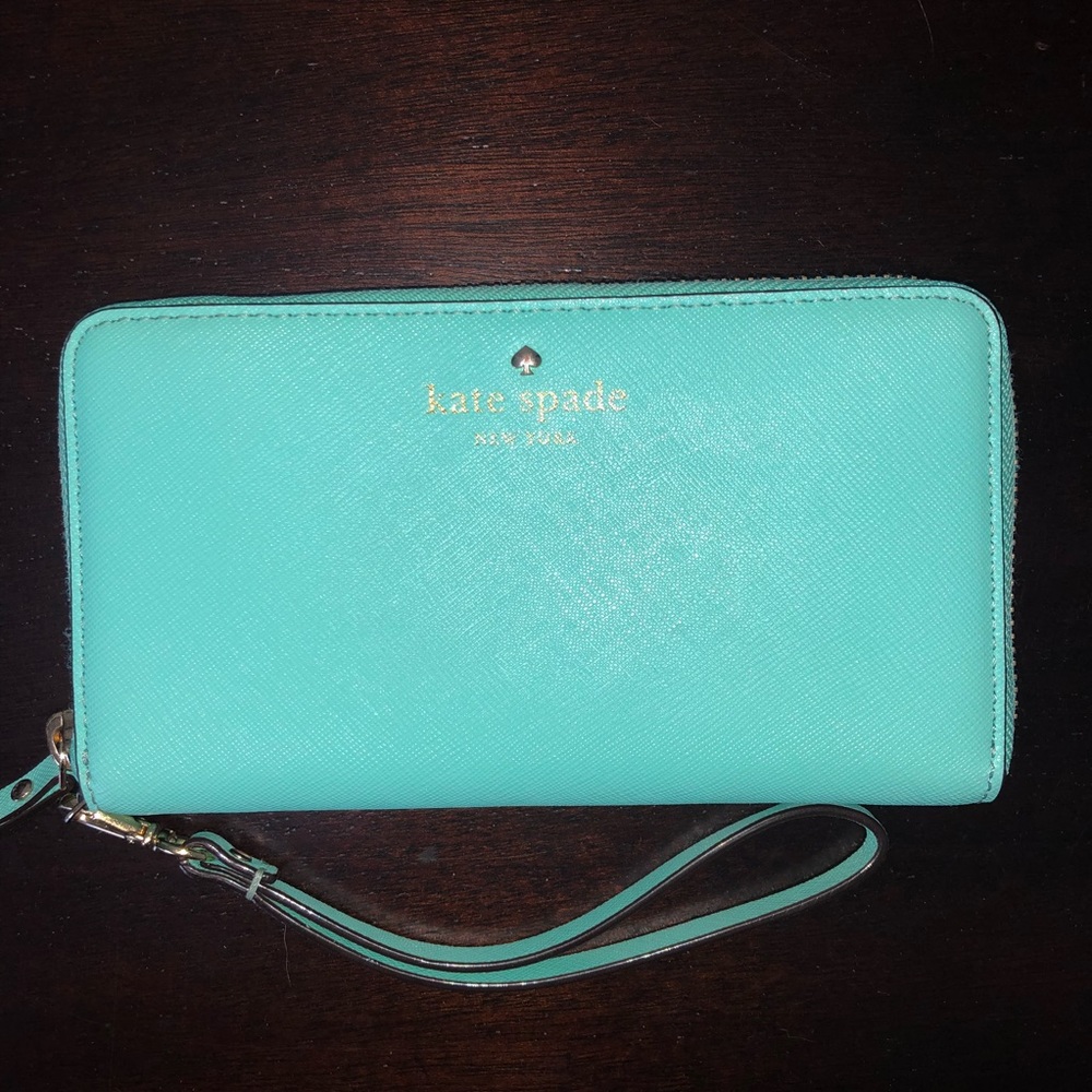 Kate Spade wallet/wristlet